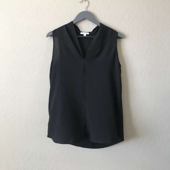 PLEIONE Sleeveless V Neck Blouse - Picture 5 of 8